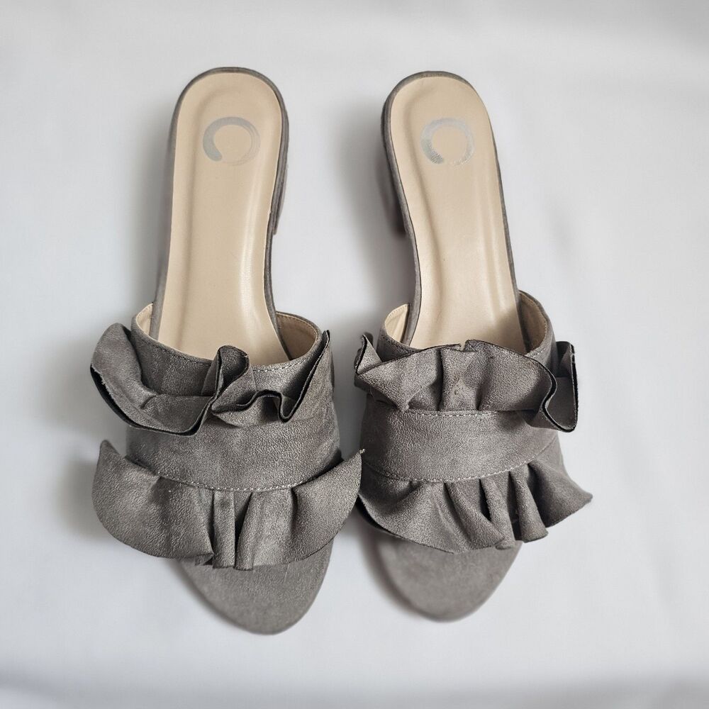 Journee Collection Women's Sabica Slip-on Sandals Gray Faux Suede Size 8